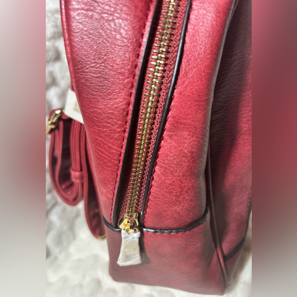 Isabelle Vegan Leather Magenta Burgundy Red backpack Handbag Purse (NEW) - Picture 5 of 9
